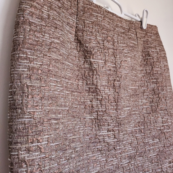 MICHAEL MICHAEL KORS Taupe/ Metallic Gold Mini Textured Skirt Size Petite 8 - Picture 6 of 16